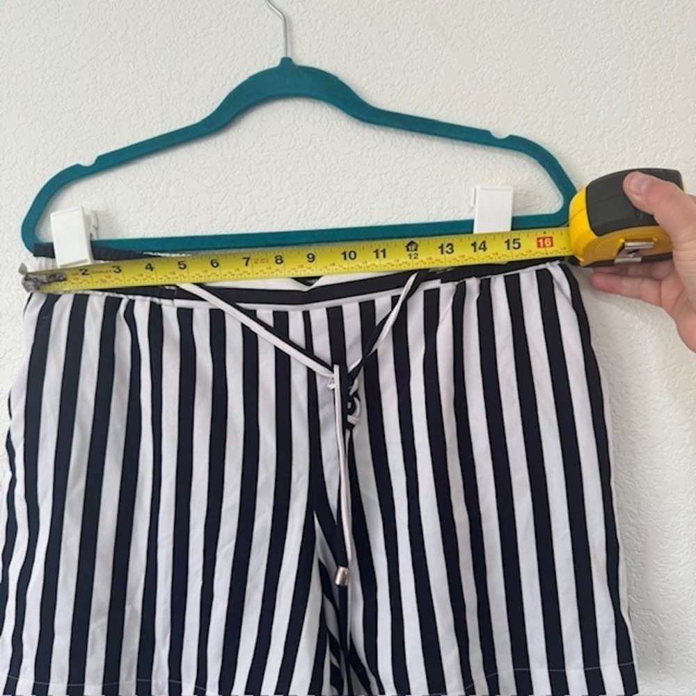 7th Avenue Studio NewYork Company Striped Shorts Women's Size M Drawstring Waist - Picture 4 of 7